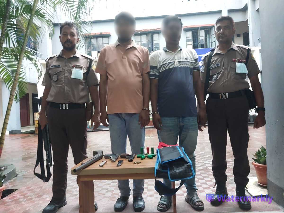 ডেমরা থানার অভিযানে দুইটি পিস্তল, একটি শর্টগান উদ্ধারসহ গ্রেফতার দুই