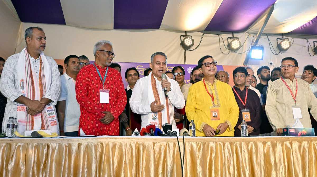 **ধর্মীয় অধিকার কোনো করুণা নয়, এটি প্রত্যেক নাগরিকের ন্যায্য অধিকার।